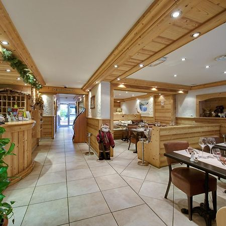 Hotel Du Commerce Thônes Екстериор снимка